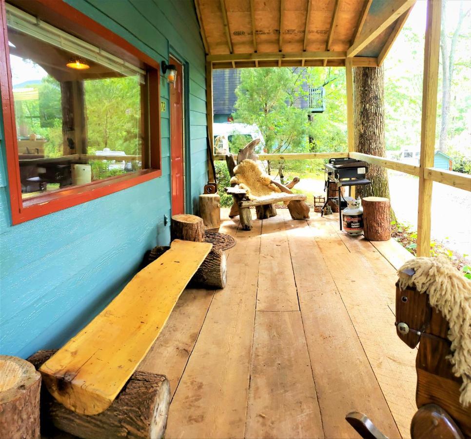 Mountain Laurel Cottage At Hearthstone Cabins And Camping - Pet Friendly هيلين المظهر الخارجي الصورة